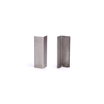 COIN 90° EN ACIER INOXYDABLE FIXATION AU PLANCHER PERMANENT 48" (122CM) POIDS 38 LBS (17,24 KG).